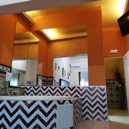Hostal Avenida Andalucia - Solo Adultos Sevilla Kültér fotó